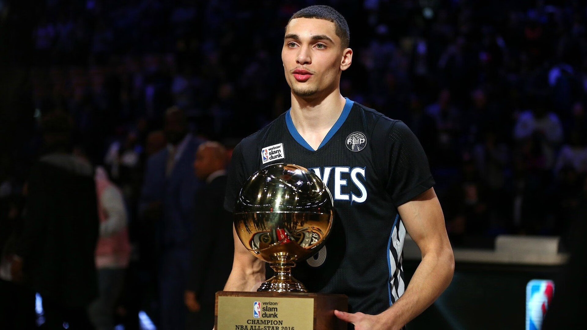 赛点之战大奖赛前瞻：保罗伤情更新，洛杉矶湖人冲击连败纪录